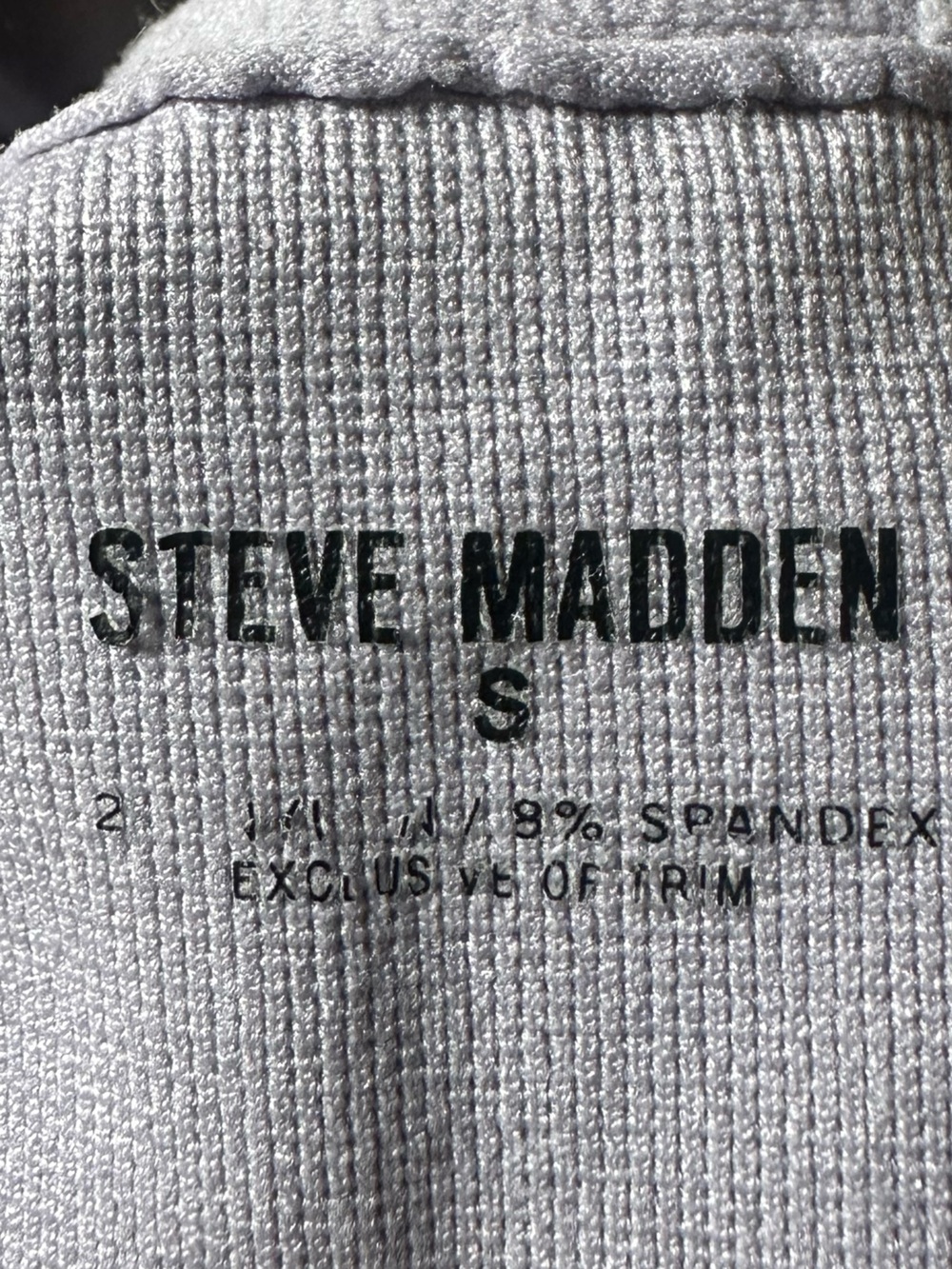Steve Madden Ribbed Crop Tank - Picture 3 of 3